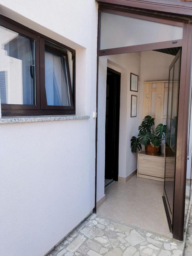 Apartman Lana Medulin Buitenkant foto